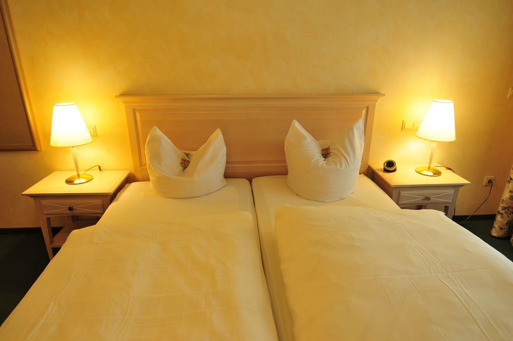 Hotel Tannenhof Bad Wunnenberg Ngoại thất bức ảnh